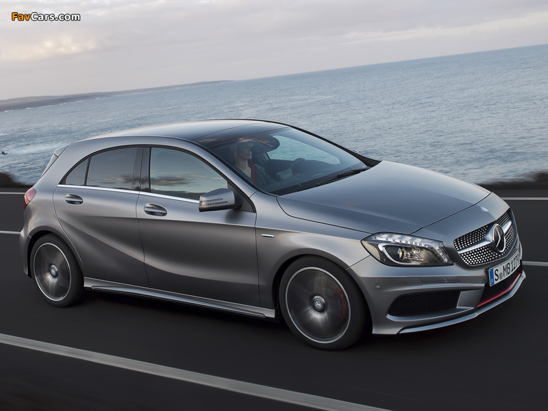 Photos of Mercedes-Benz A 250 AMG Sport Package (W176) 2012 (800 x 600)