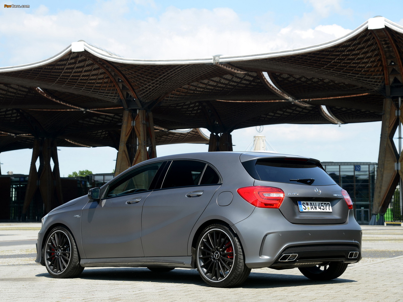 Photos of Mercedes-Benz A 45 AMG (W176) 2013 (1600 x 1200)