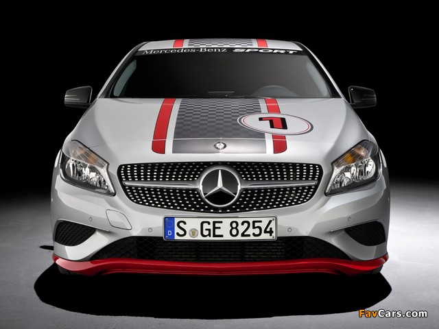 Photos of Mercedes-Benz A-Klasse Sport (W176) 2013 (640 x 480)