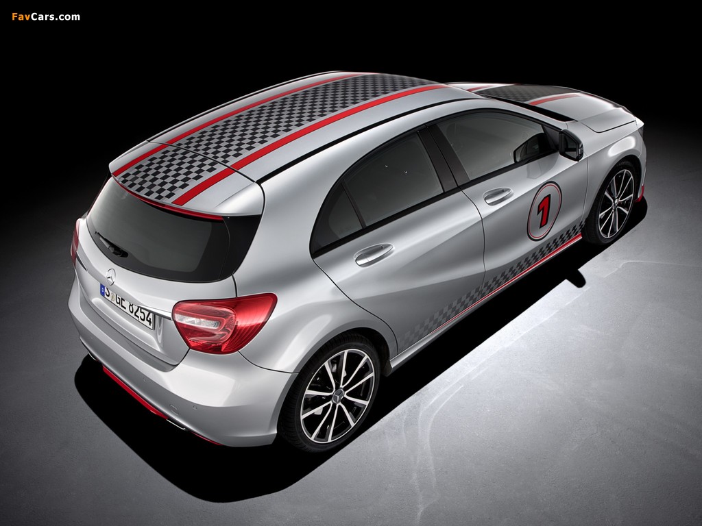 Photos of Mercedes-Benz A-Klasse Sport (W176) 2013 (1024 x 768)