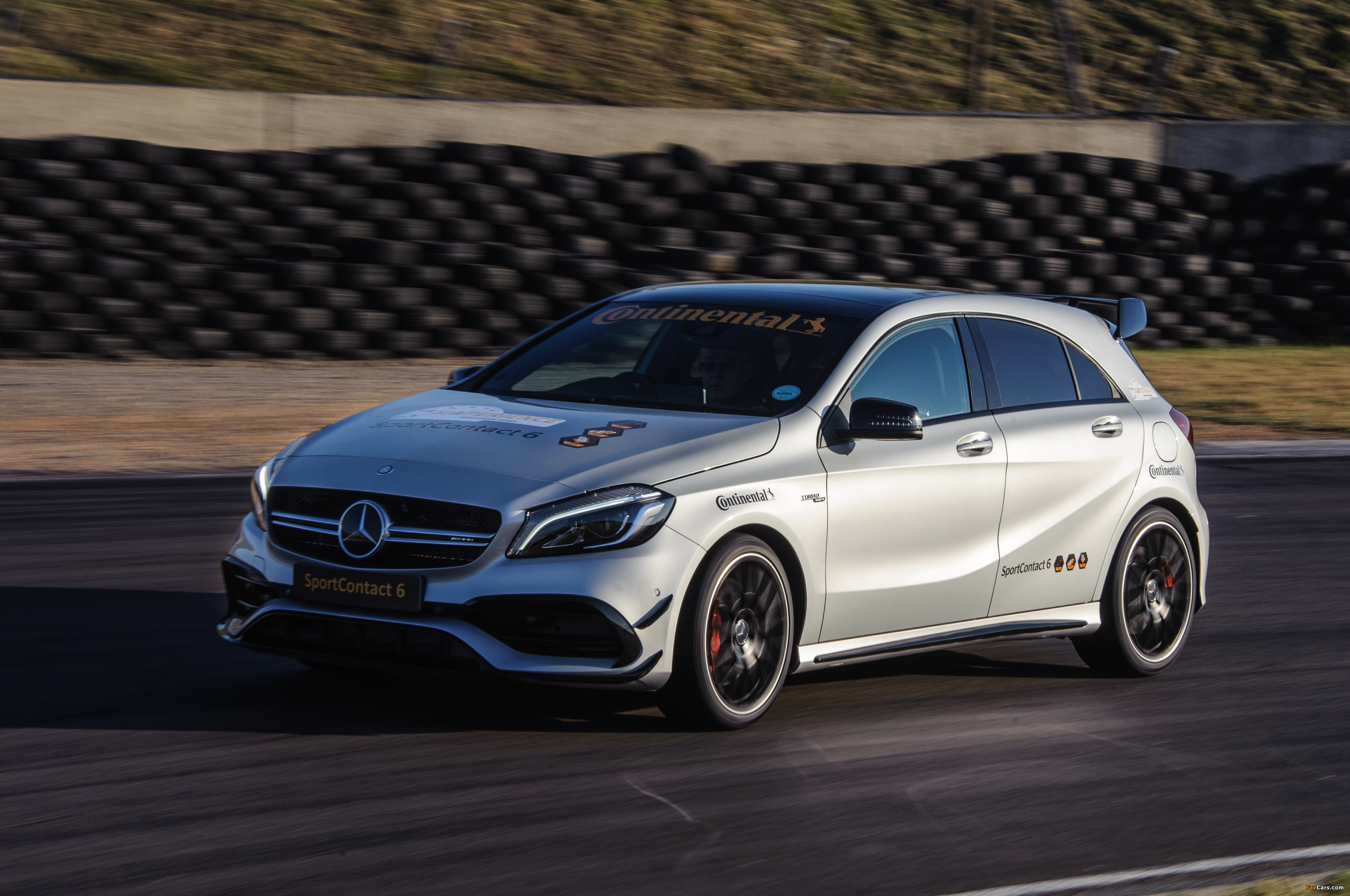 Photos of Mercedes-AMG A 45 4MATIC ZA-spec (W176) 2016 (3592 x 2384)