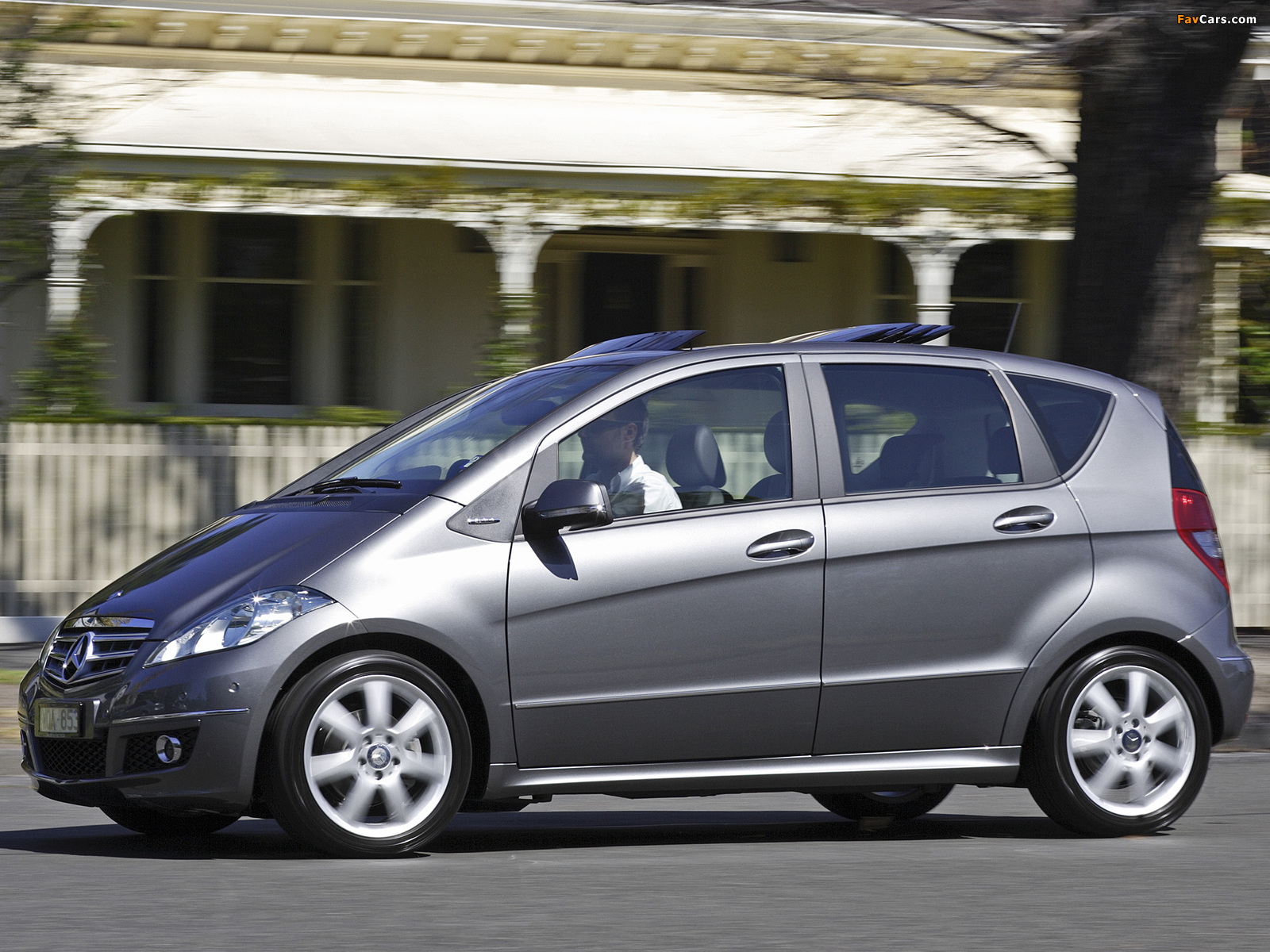 Pictures of Mercedes-Benz A 180 CDI 5-door AU-spec (W169) 2008–12 (1600 x 1200)