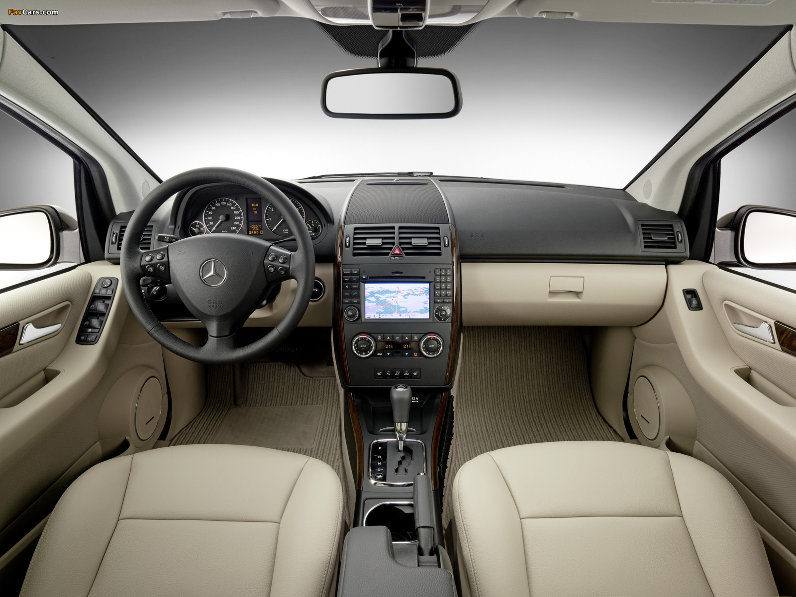 Pictures of Mercedes-Benz A 170 3-door (W169) 2008–12 (1600 x 1200)