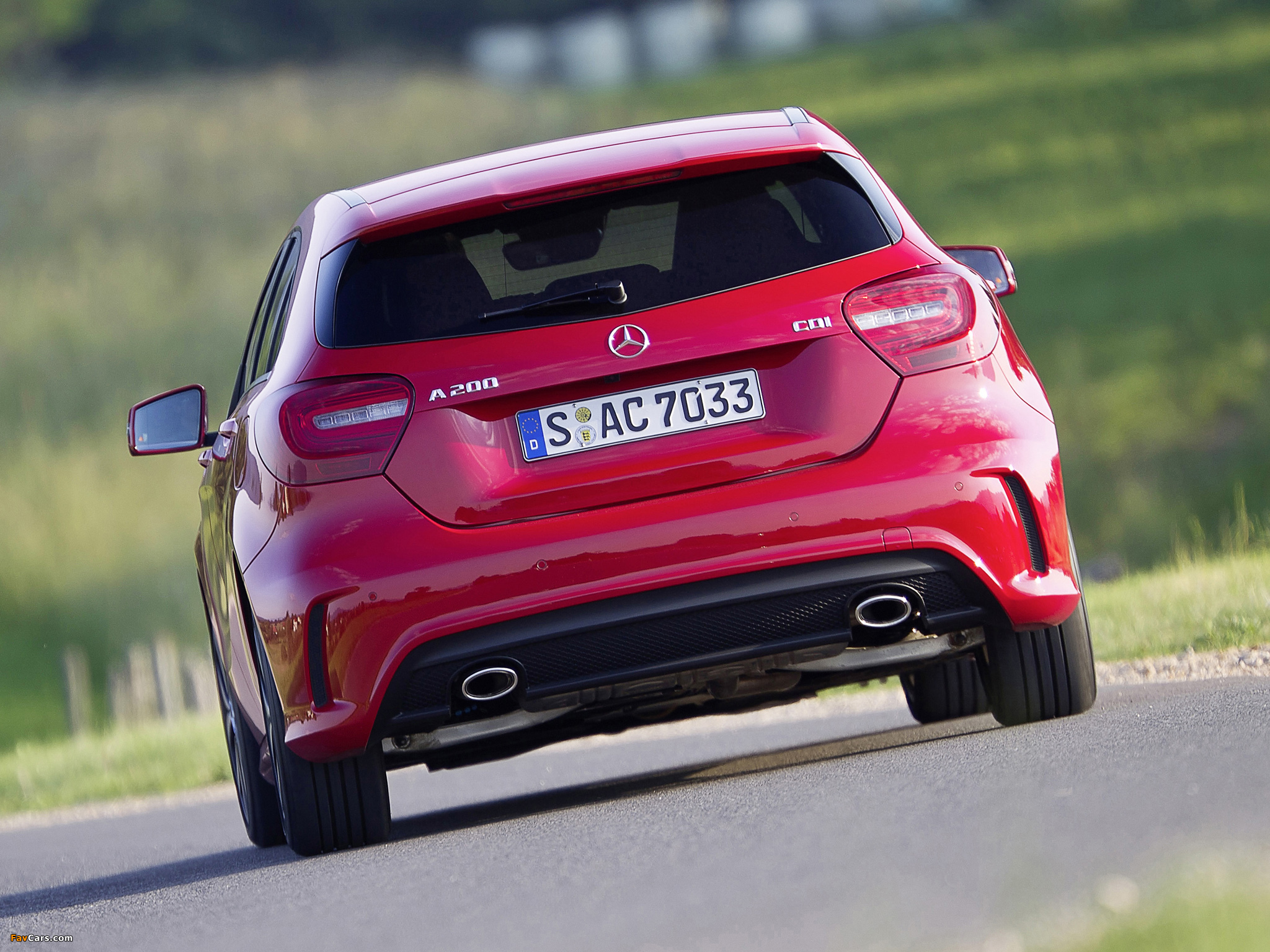 Pictures of Mercedes-Benz A 200 CDI Style Package (W176) 2012 (2048 x 1536)