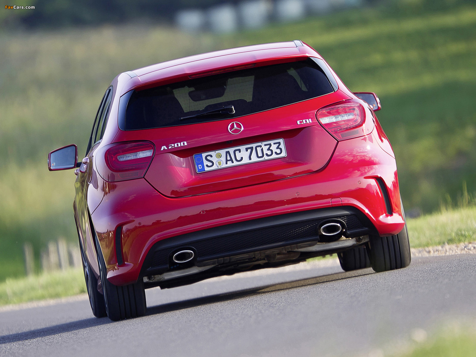 Pictures of Mercedes-Benz A 200 CDI Style Package (W176) 2012 (1600 x 1200)
