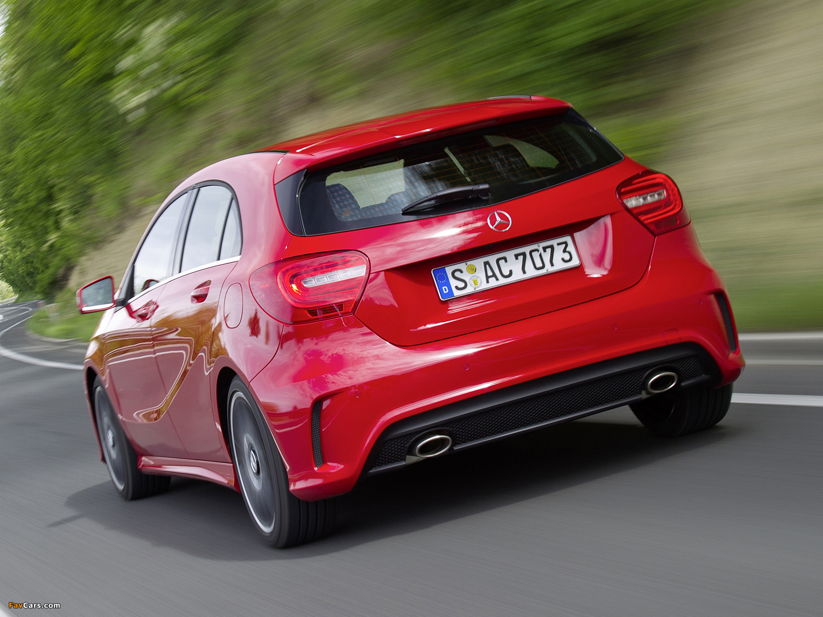 Pictures of Mercedes-Benz A 180 Style Package (W176) 2012 (1600 x 1200)