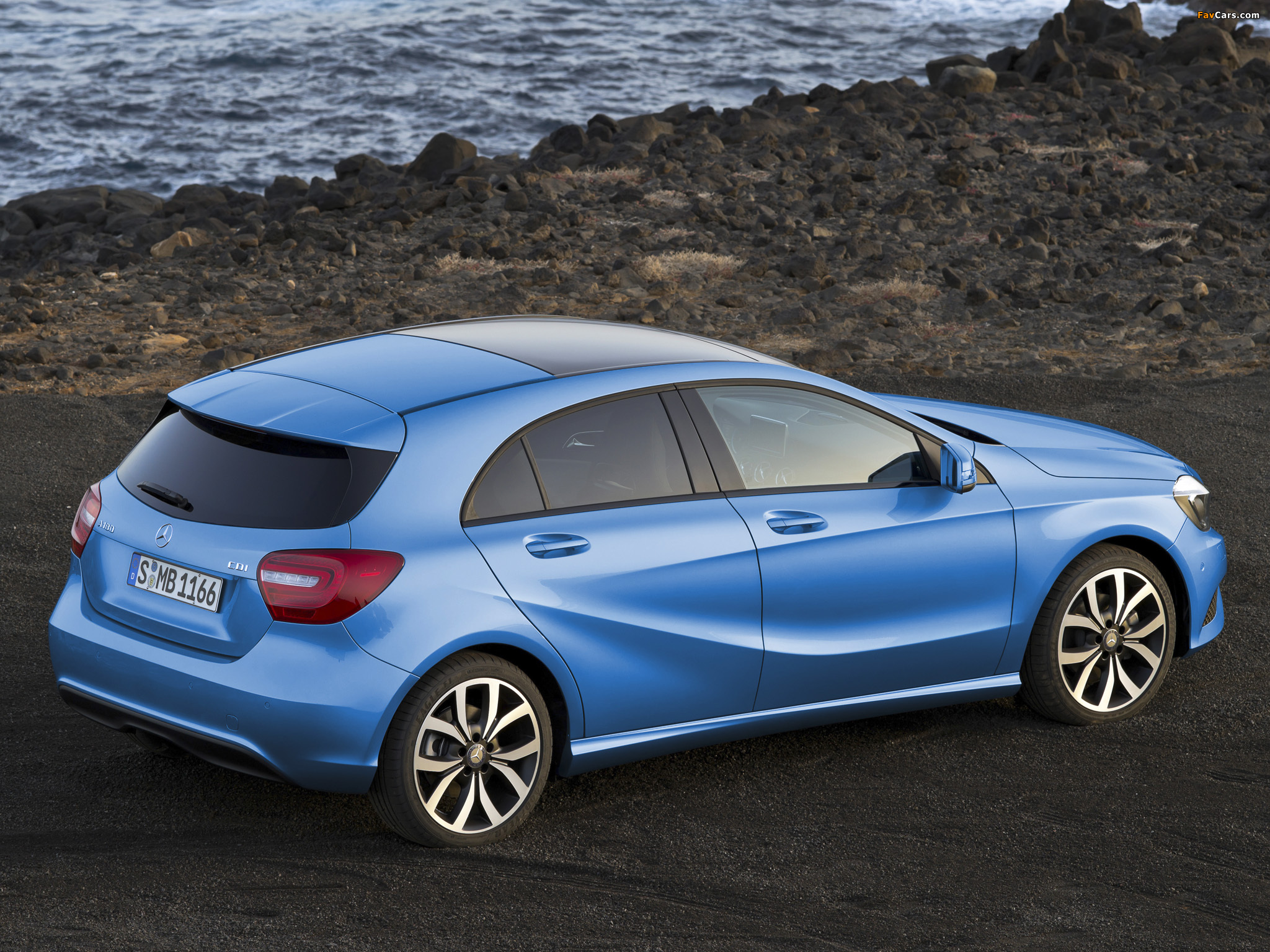 Pictures of Mercedes-Benz A 180 CDI Urban Package (W176) 2012 (2048 x 1536)