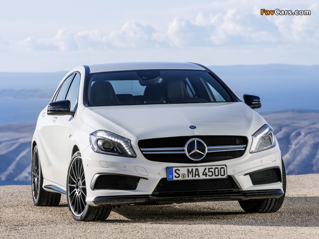 Pictures of Mercedes-Benz A 45 AMG (W176) 2013 (640 x 480)