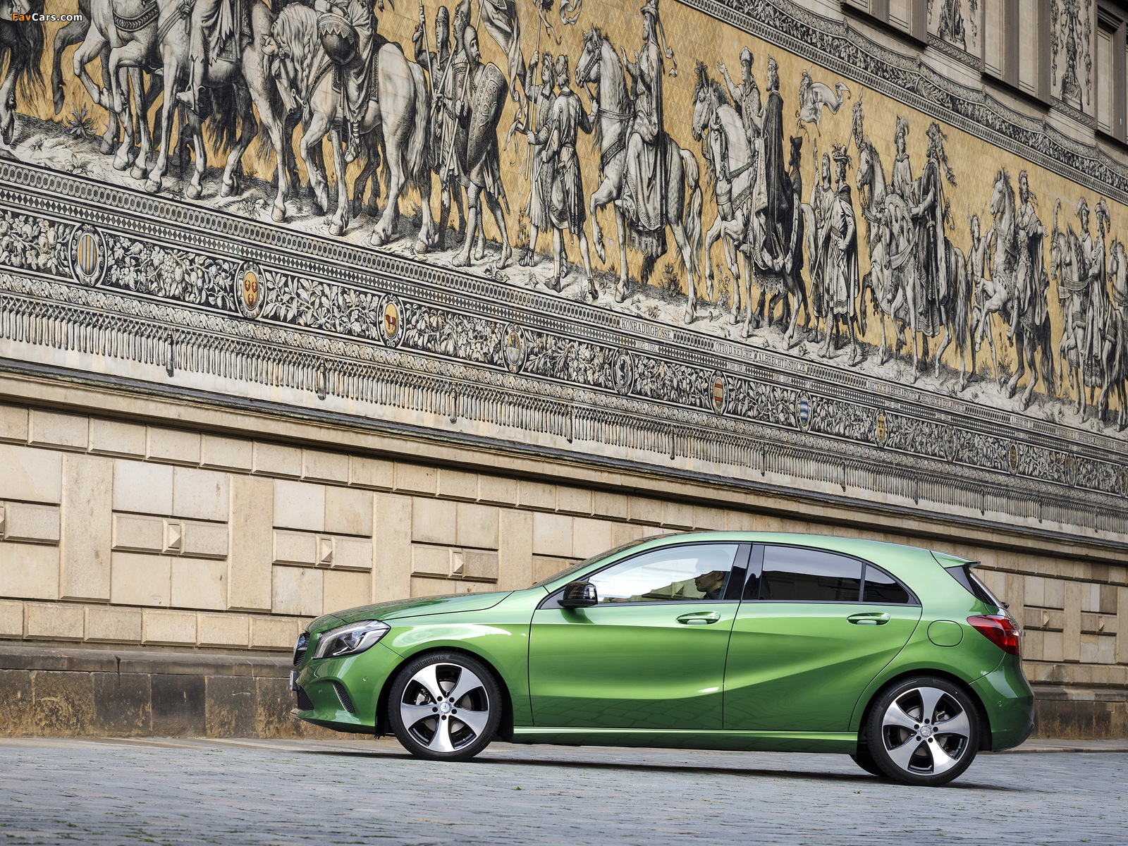 Pictures of Mercedes-Benz A 200 Style (W176) 2015 (1600 x 1200)