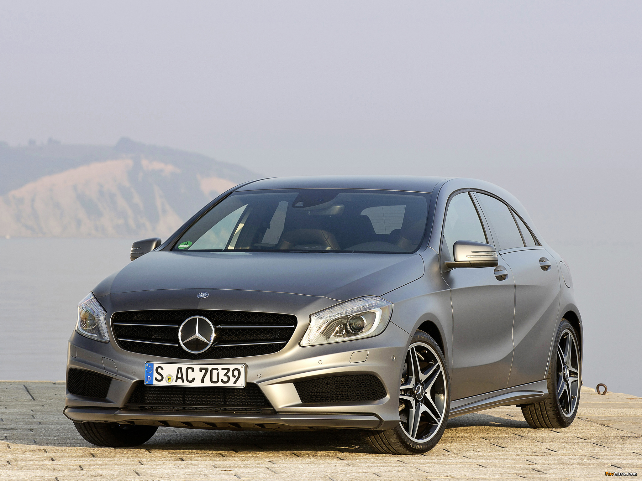 Mercedes-Benz A 200 Style Package (W176) 2012 wallpapers (2048 x 1536)