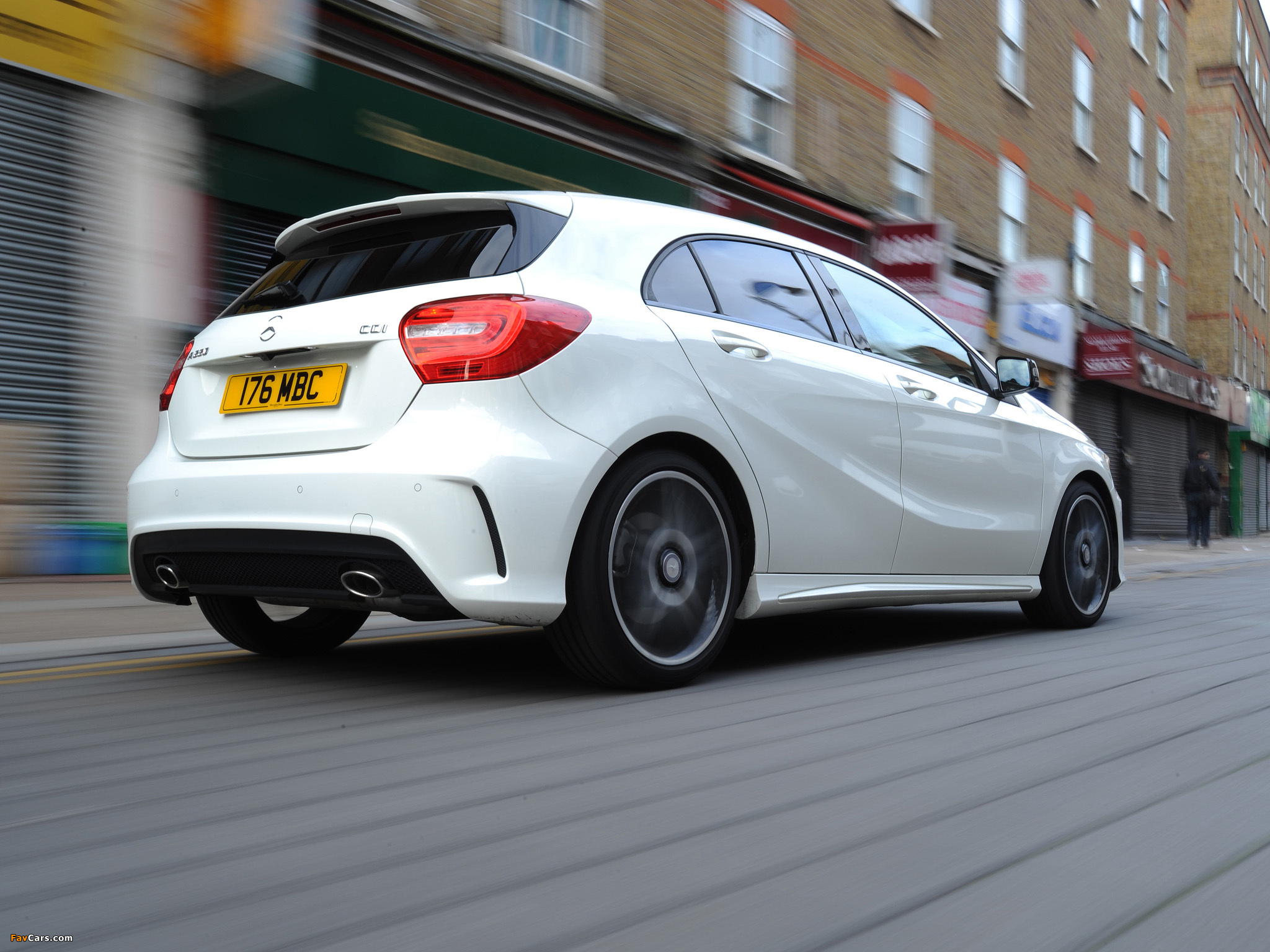 Mercedes-Benz A 220 CDI Style Package UK-spec (W176) 2012 wallpapers (2048 x 1536)