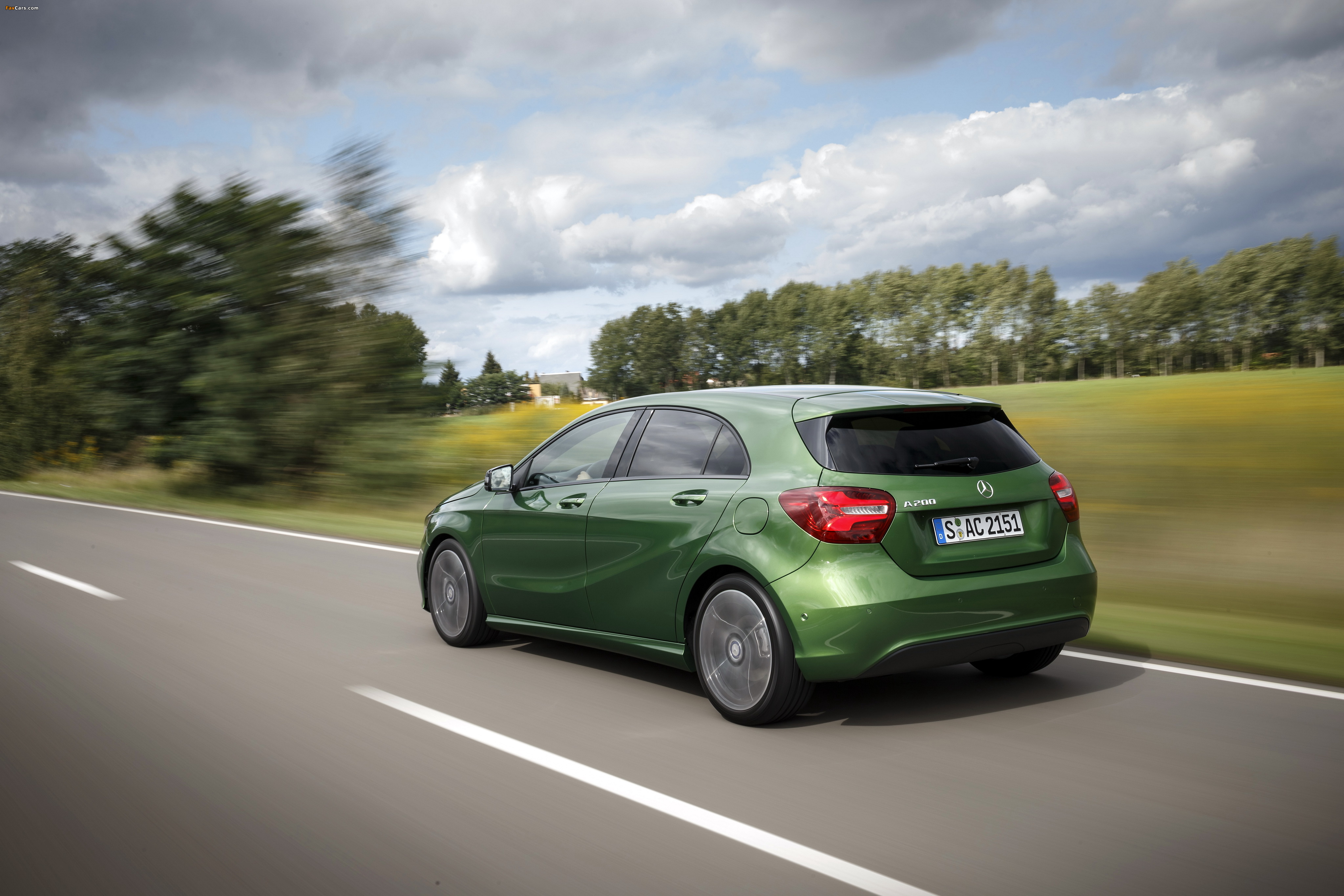 Mercedes-Benz A 200 Style (W176) 2015 wallpapers (4096 x 2731)