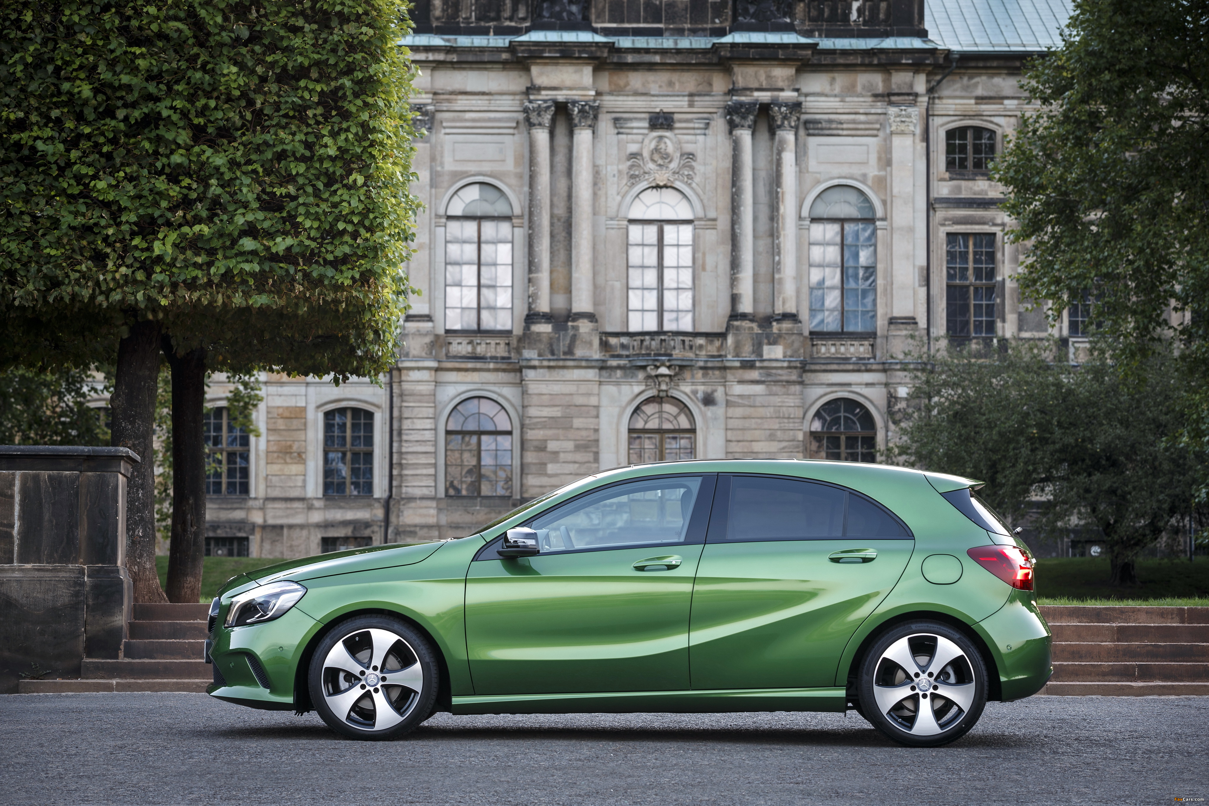 Mercedes-Benz A 200 Style (W176) 2015 wallpapers (4096 x 2731)