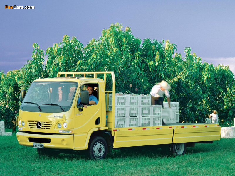 Images of Mercedes-Benz Accelo 915C 2003–11 (800 x 600)