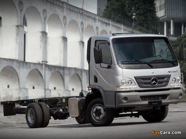 Pictures of Mercedes-Benz Accelo 815 2011 (640 x 480)
