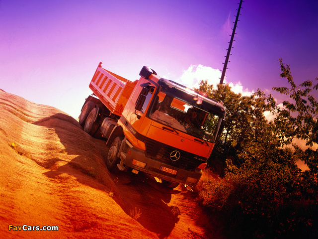 Images of Mercedes-Benz Actros 3340 (MP1) 1997–2002 (640 x 480)