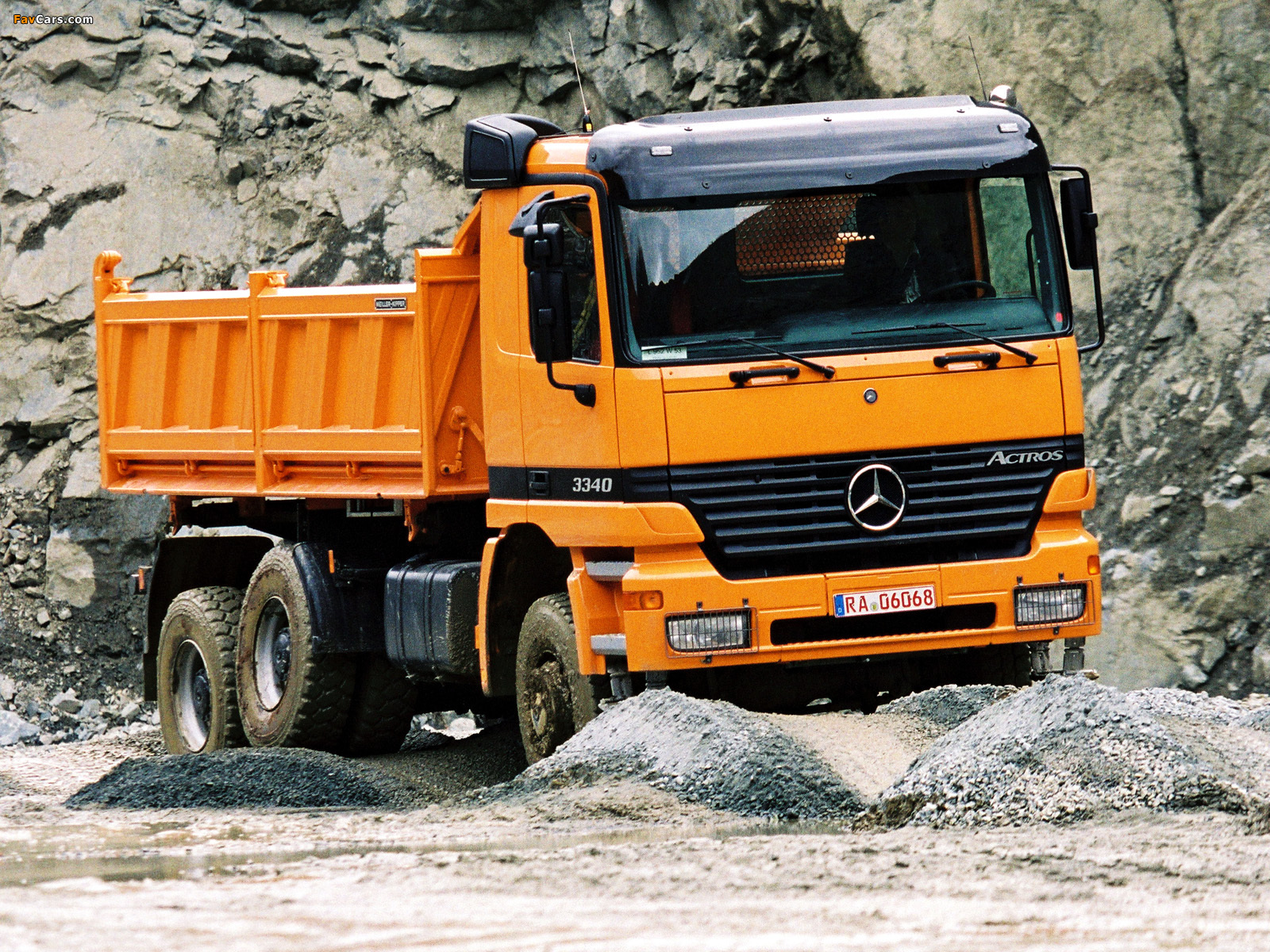 Images of Mercedes-Benz Actros 3340 (MP1) 1997–2002 (1600 x 1200)