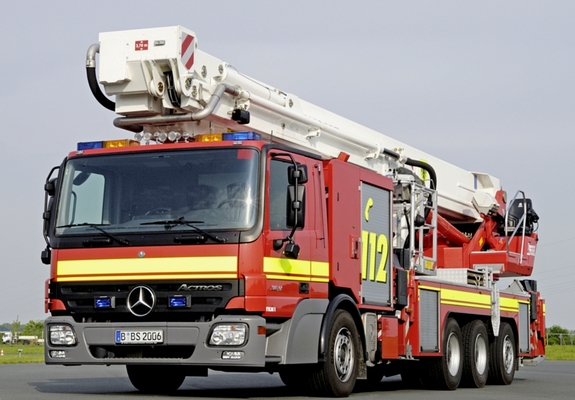 Images of Mercedes-Benz Actros 2641 Feuerwehr (MP2) 2002–09