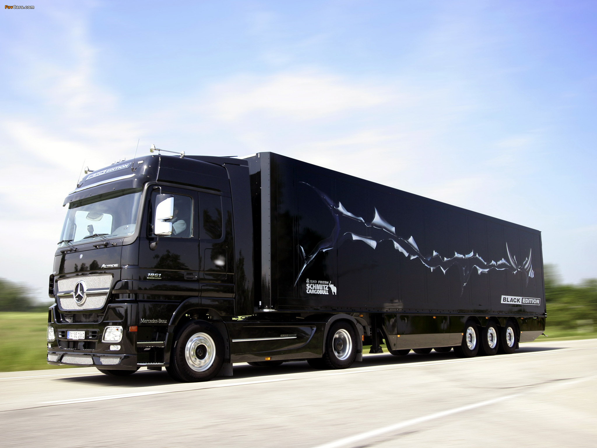 Images of Mercedes-Benz Actros 1861 LS Black Edition (MP2) 2004 (2048 x 1536)