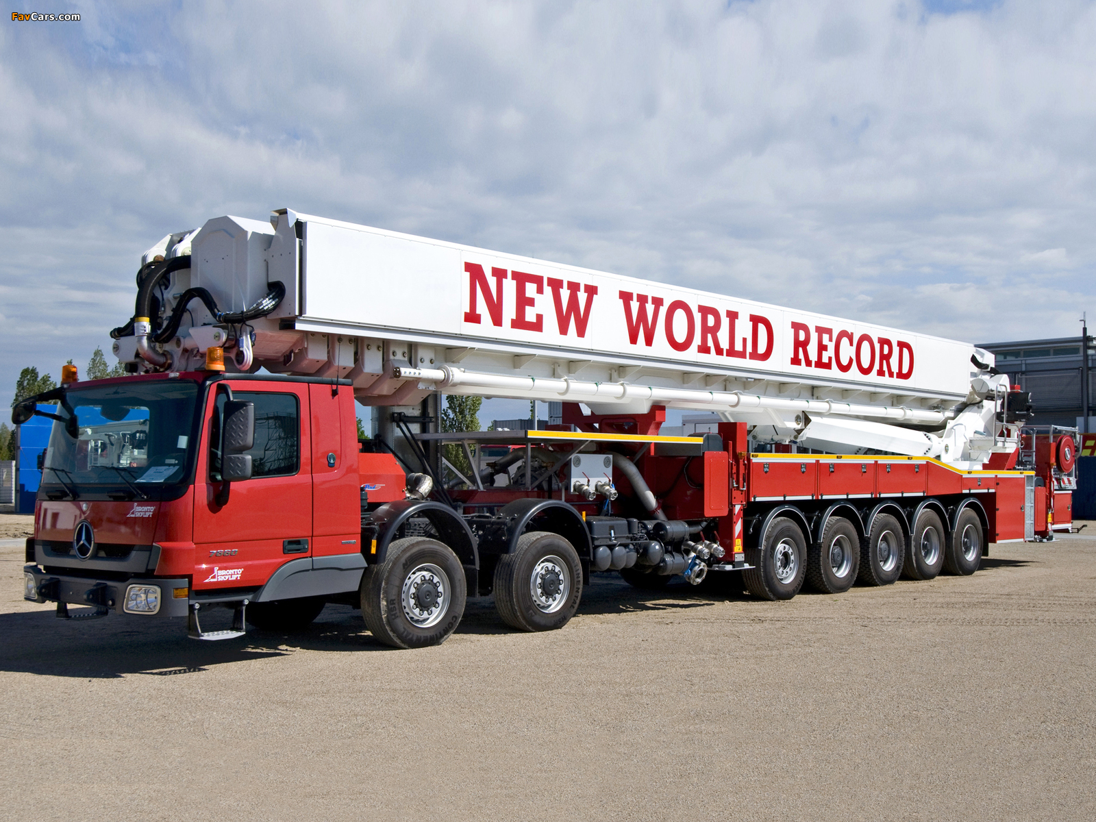 Images of Mercedes-Benz Actros 7660 14x8 Bronto Skylift F 112 HLA (MP3) 2010–11 (1600 x 1200)