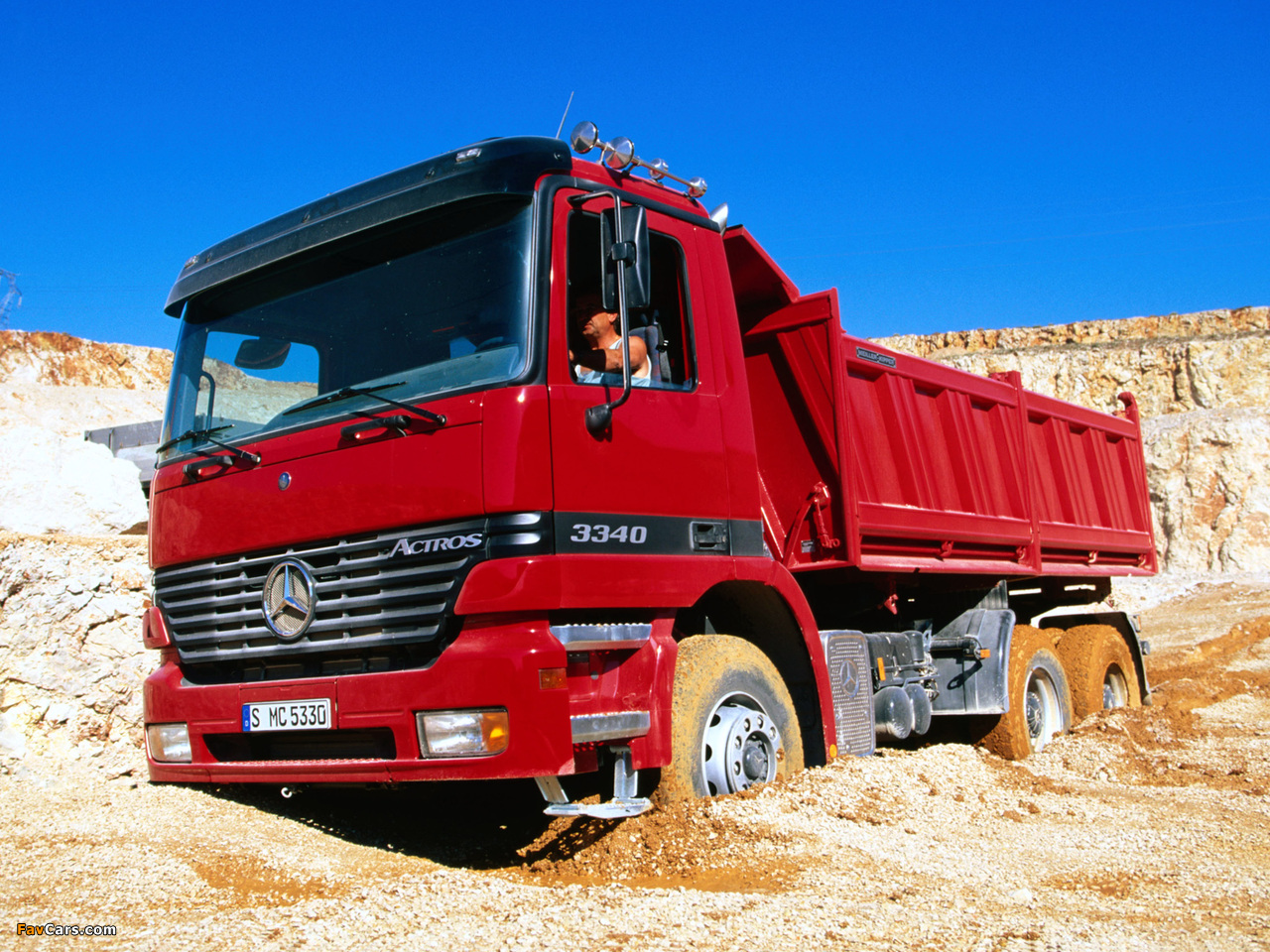 Mercedes-Benz Actros 3340 (MP1) 1997–2002 photos (1280 x 960)