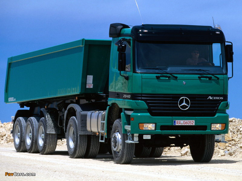 Mercedes-Benz Actros 2040 (MP1) 1997–2002 photos (800 x 600)