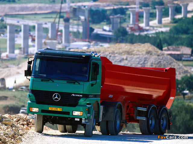 Mercedes-Benz Actros 2040 (MP1) 1997–2002 pictures (640 x 480)