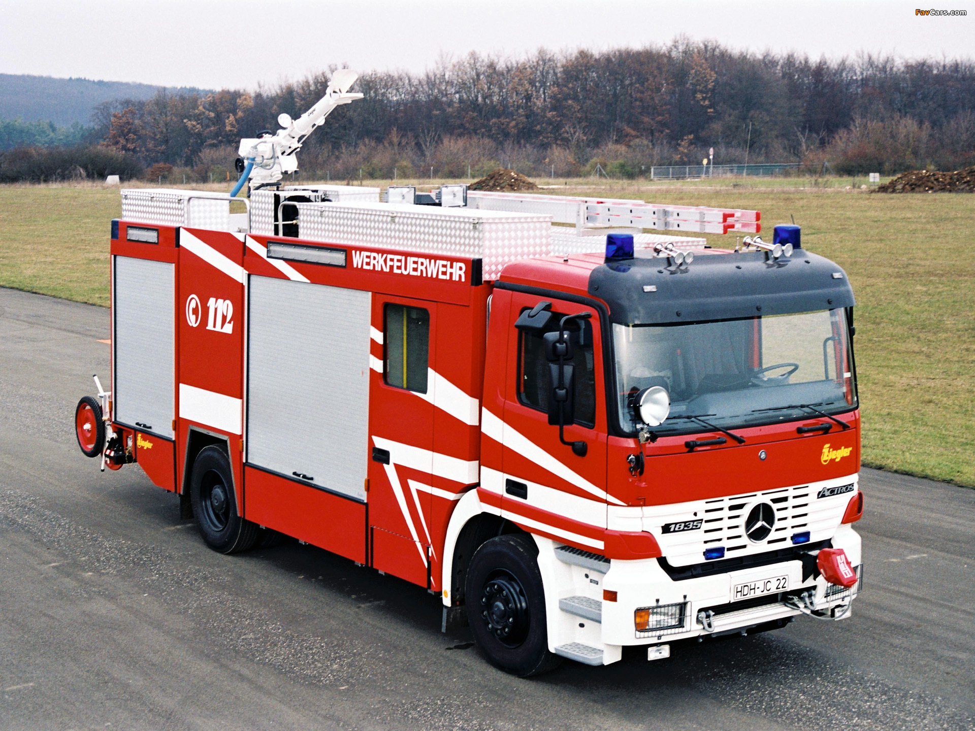 Mercedes-Benz Actros 1835 Feuerwehr by Ziegler (MP1) 1997–2002 pictures (1920 x 1440)