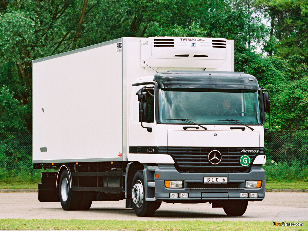 Mercedes-Benz Actros 1831 (MP1) 1997–2002 wallpapers (1024 x 768)