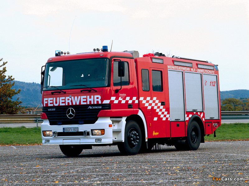 Mercedes-Benz Actros 1835 Feuerwehr by Ziegler (MP1) 1997–2002 wallpapers (800 x 600)