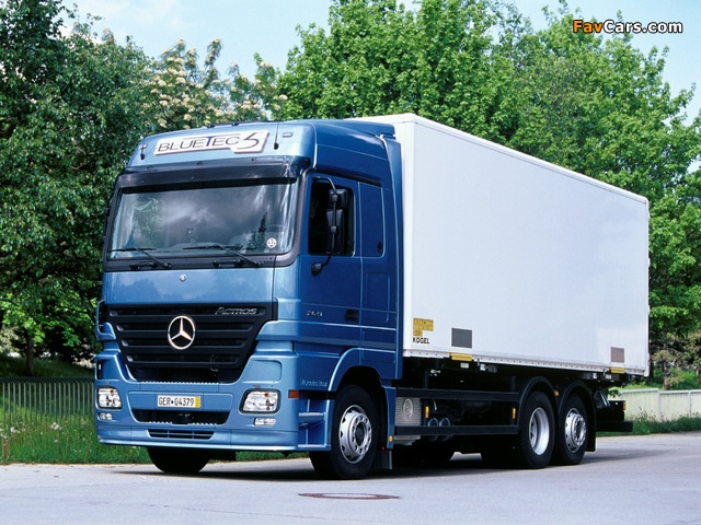 Mercedes-Benz Actros 2541 (MP2) 2002–09 images (640 x 480)