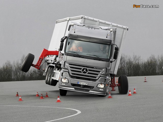 Mercedes-Benz Actros 1844 (MP2) 2002–09 pictures (640 x 480)