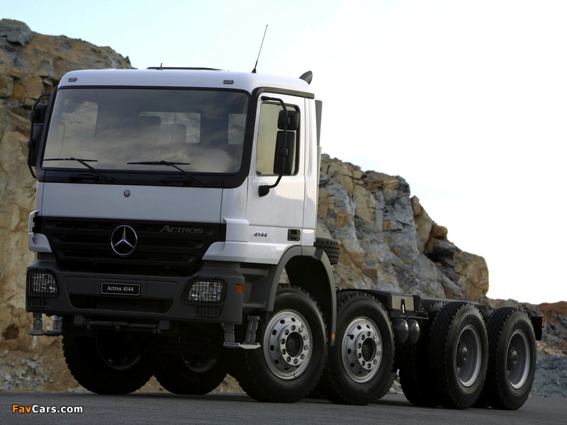 Mercedes-Benz Actros 4144 (MP2) 2002–09 wallpapers (800 x 600)