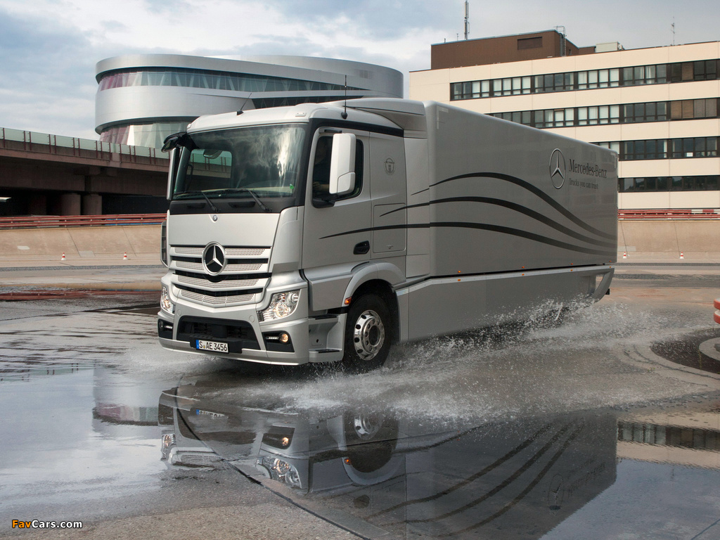 Mercedes-Benz Actros Aerodynamic Truck Concept 2012 images (1024 x 768)