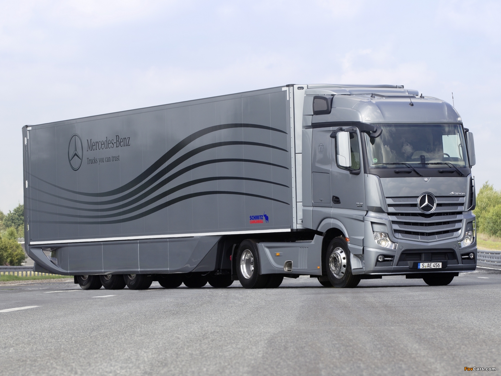 Mercedes-Benz Actros Aerodynamic Trailer Concept (MP4) 2012 pictures (1600 x 1200)