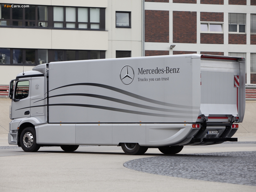 Mercedes-Benz Actros Aerodynamic Truck Concept 2012 wallpapers (1024 x 768)