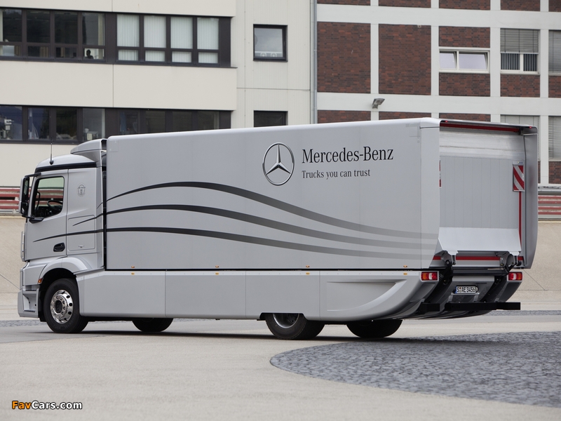 Mercedes-Benz Actros Aerodynamic Truck Concept 2012 wallpapers (800 x 600)