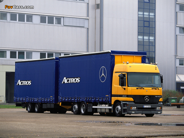 Photos of Mercedes-Benz Actros 2540 (MP1) 1997–2002 (640 x 480)