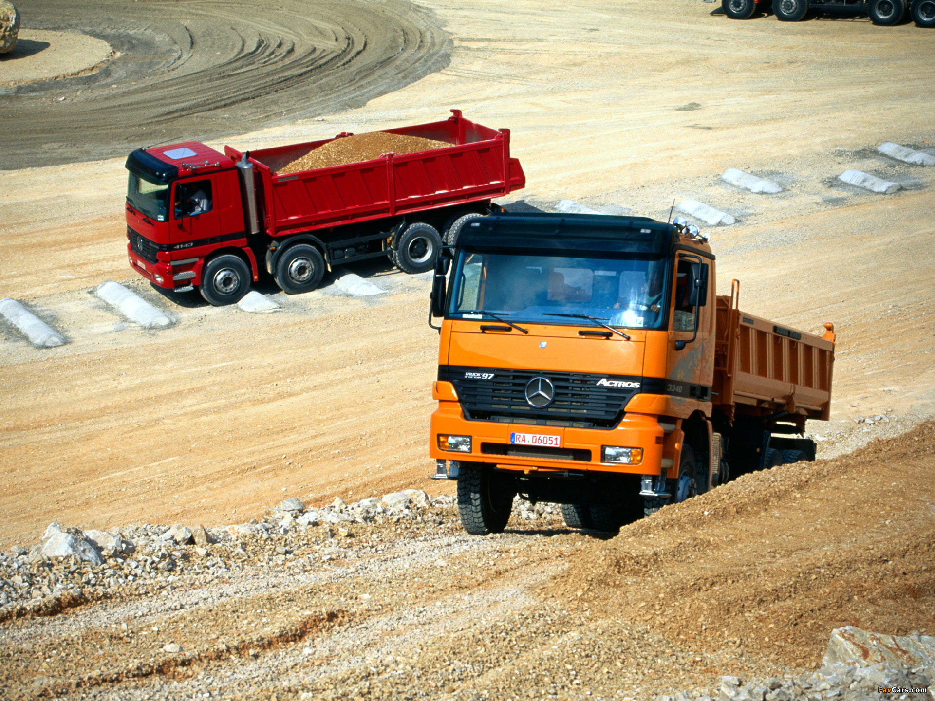 Photos of Mercedes-Benz Actros (1920 x 1440)