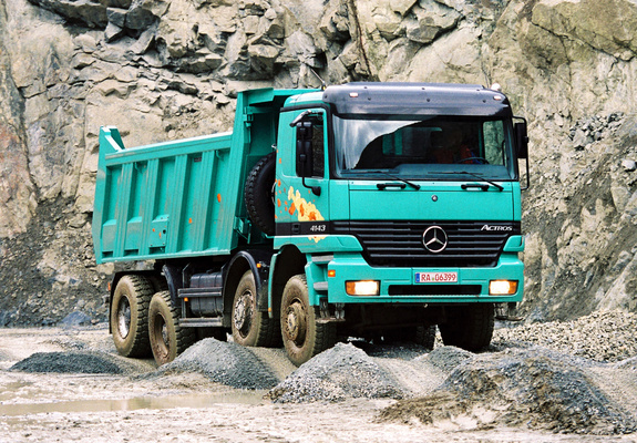 Pictures of Mercedes-Benz Actros 4143 (MP1) 1997–2002