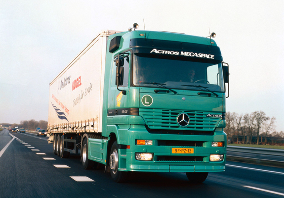 Pictures of Mercedes-Benz Actros 1843 (MP1) 1997–2002