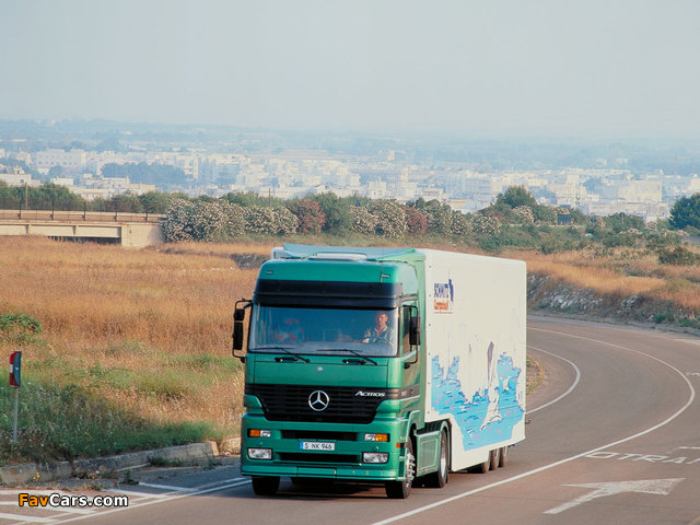 Pictures of Mercedes-Benz Actros 1857 (MP1) 1997–2002 (640 x 480)