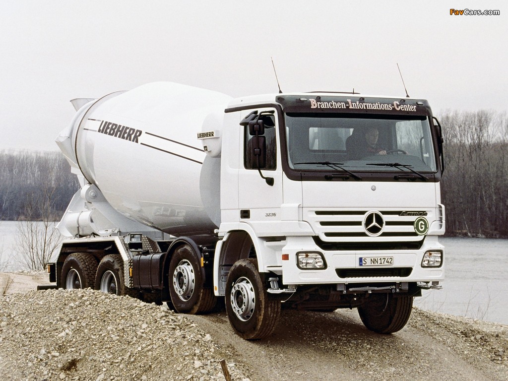 Pictures of Mercedes-Benz Actros 3236 Mixer (MP2) 2002–09 (1024 x 768)