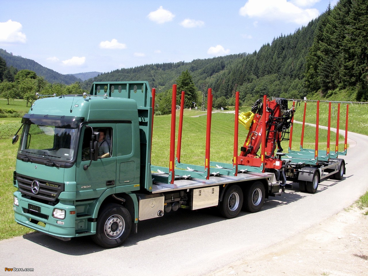 Pictures of Mercedes-Benz Actros 2651 Timber Truck (MP2) 2002–09 (1280 x 960)