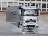 Pictures of Mercedes-Benz Actros Aerodynamic Truck Concept 2012