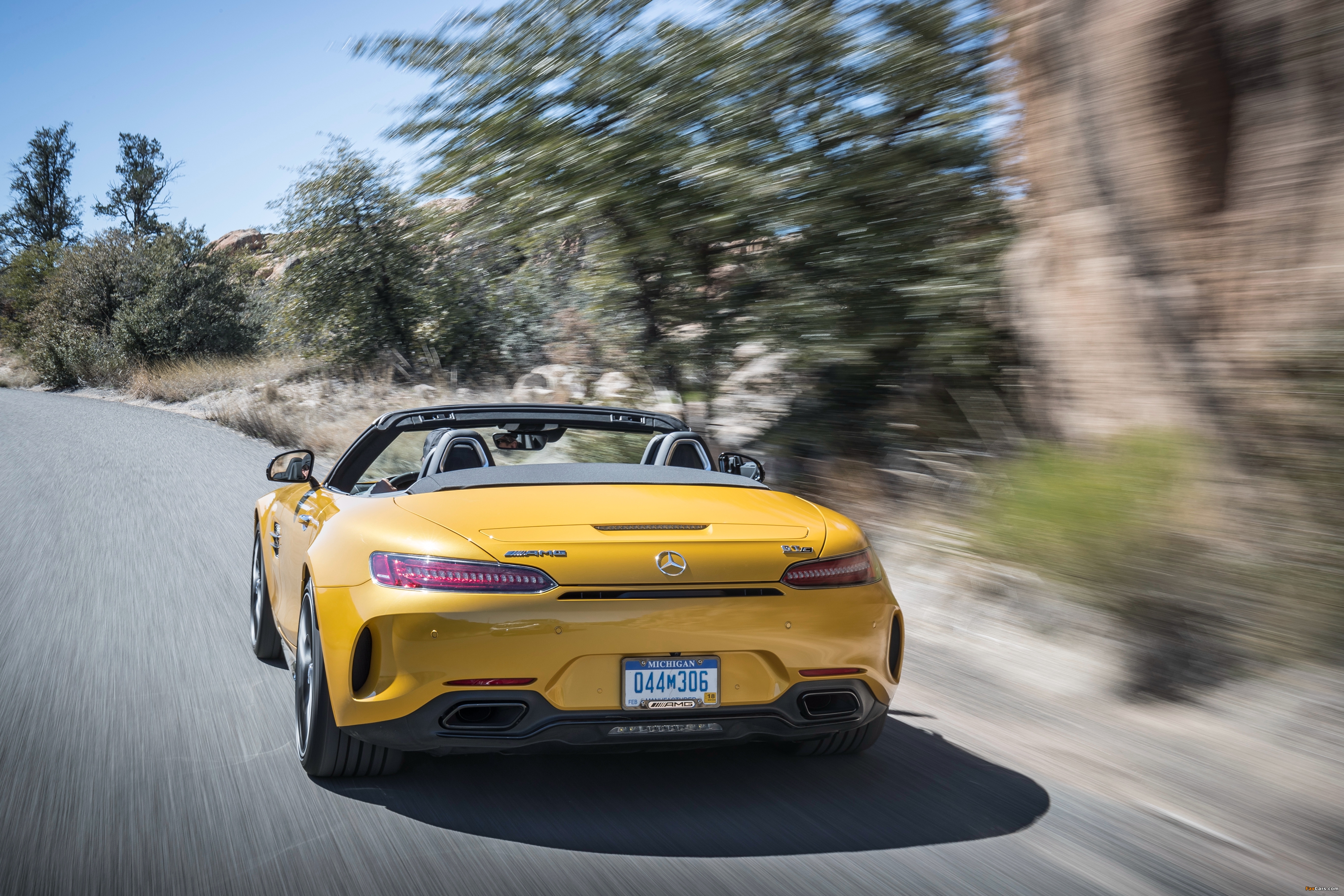 Mercedes-AMG GT C Roadster (R190) 2016 photos (4096 x 2731)