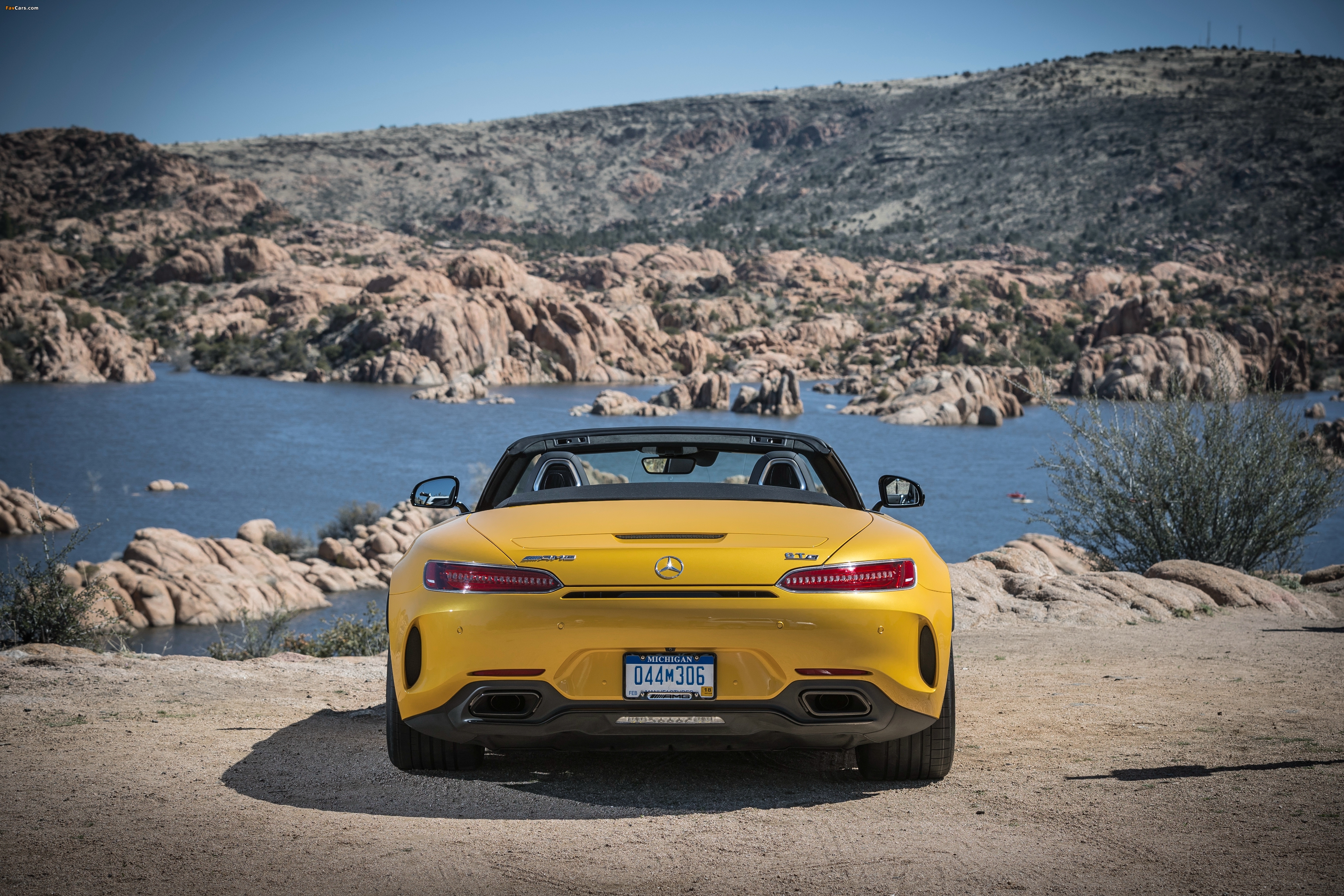 Photos of Mercedes-AMG GT C Roadster (R190) 2016 (4096 x 2731)