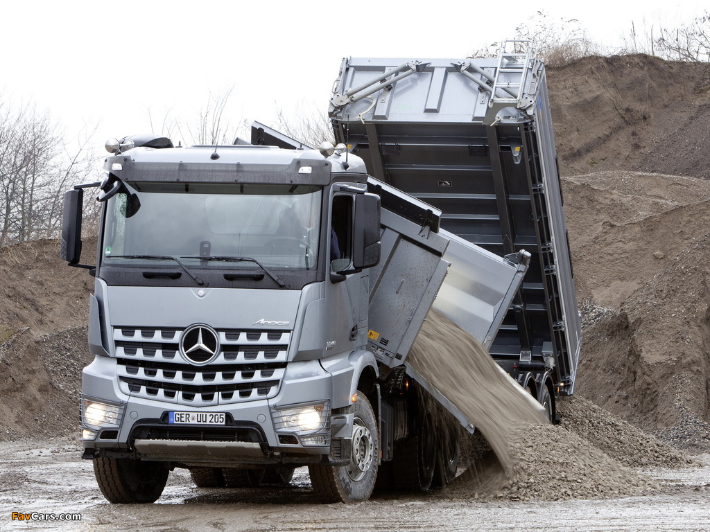 Mercedes-Benz Arocs 3348 2013 pictures (1024 x 768)