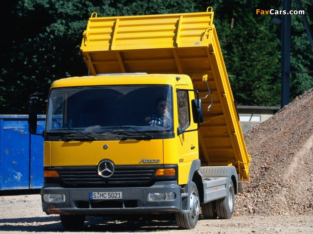 Images of Mercedes-Benz Atego 823 1998–2005 (640 x 480)