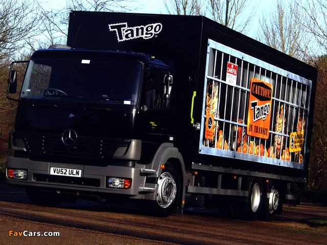 Images of Mercedes-Benz Atego 1823 UK-spec 1998–2005 (640 x 480)